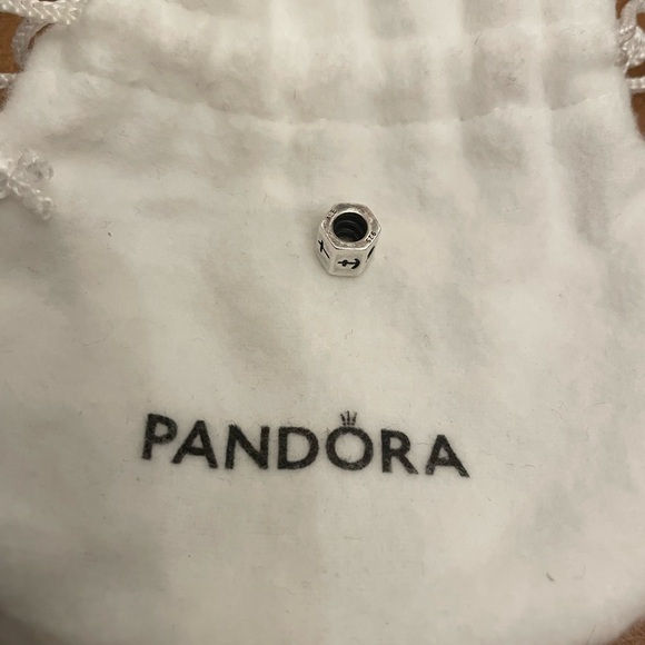 💍Pandora Bracelet - Picture 8 of 8